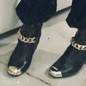 Black Ankle Boots w Chunky Gold Accents and cap toe 7.5